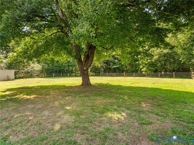 3075 Judes Ferry Rd, Powhatan, VA 23139