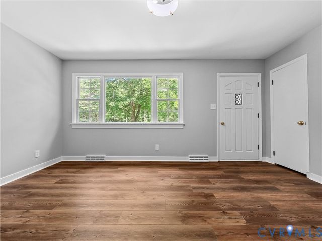 3075 Judes Ferry Rd, Powhatan, VA 23139