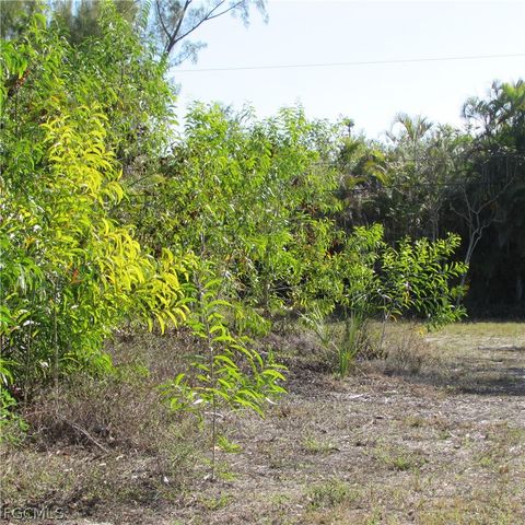 7758 Breakwater CT, Bokeelia, FL 33922