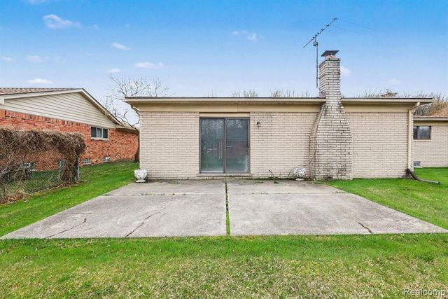 5698 Bingham Drive, Troy, MI 48085