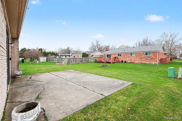 5698 Bingham Drive, Troy, MI 48085