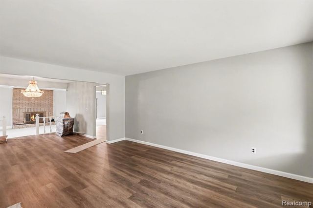 5698 Bingham Drive, Troy, MI 48085