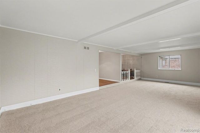 5698 Bingham Drive, Troy, MI 48085