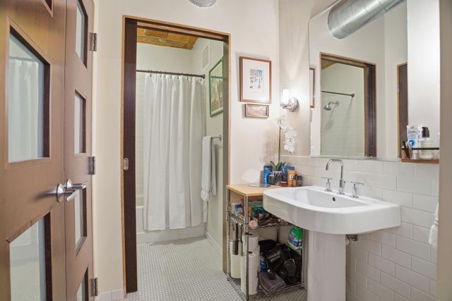 214 4th Street E 226, Saint Paul, MN 55101