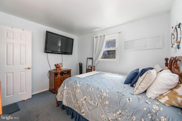 70 SEPULGA DR, Browns Mills, NJ 08015