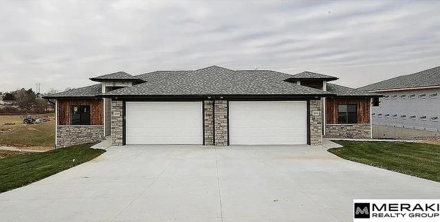 1079 Sand Hill Road, Louisville, NE 68037