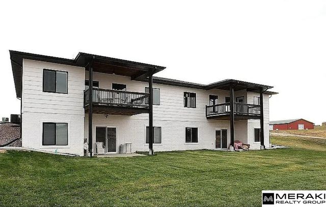1079 Sand Hill Road, Louisville, NE 68037