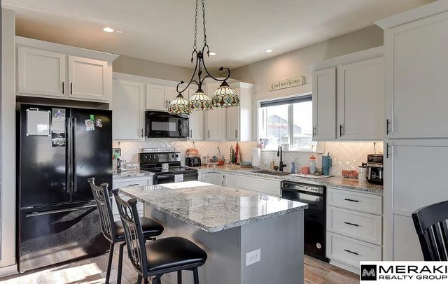 1079 Sand Hill Road, Louisville, NE 68037