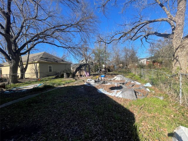 419 Coleman Street, Marlin, TX 76661