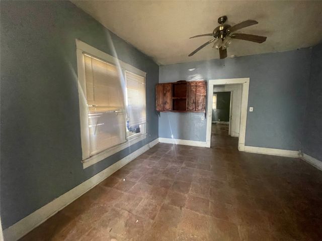 419 Coleman Street, Marlin, TX 76661