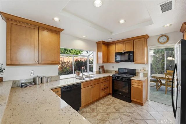 2061 Pueblo, Tustin, CA 92782