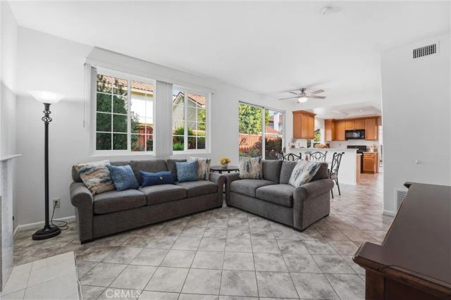 2061 Pueblo, Tustin, CA 92782