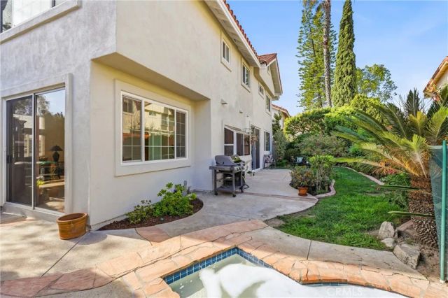 2061 Pueblo, Tustin, CA 92782