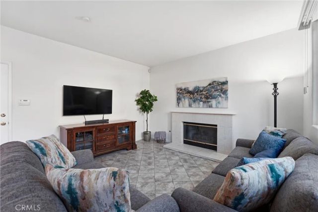 2061 Pueblo, Tustin, CA 92782