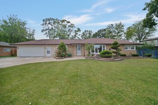 2244 205th Street, Chicago Heights, IL 60411