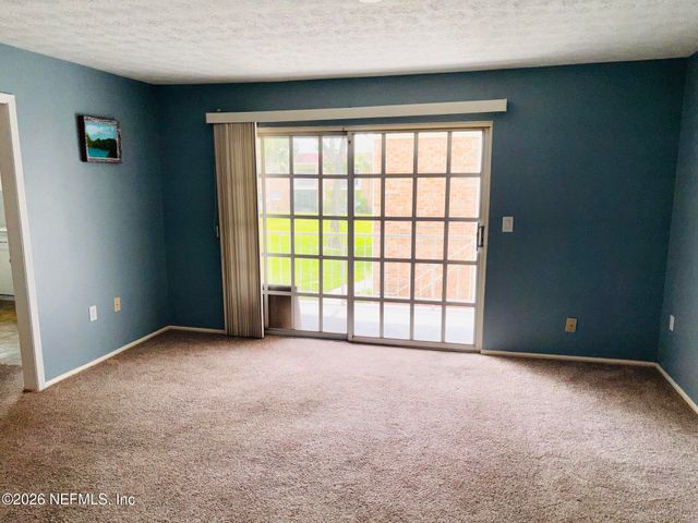 5201 ATLANTIC Boulevard 194, Jacksonville, FL 32207