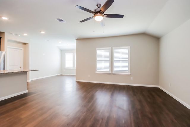 4606 Wildflower Way, Baytown, TX 77521