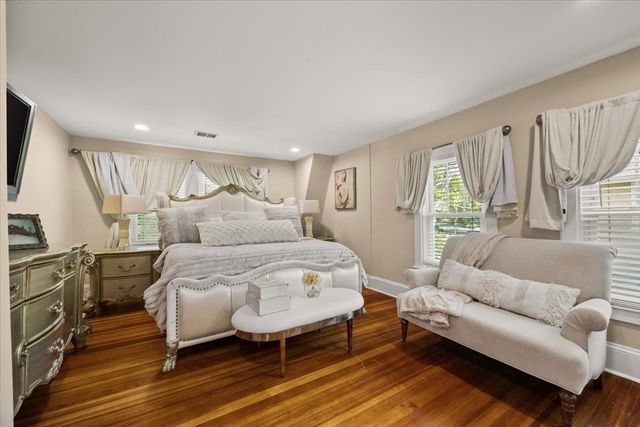 15 Belcher Ave, Brockton, MA 02301