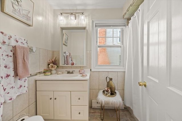 15 Belcher Ave, Brockton, MA 02301