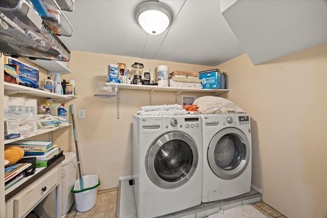 15 Belcher Ave, Brockton, MA 02301