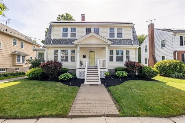 15 Belcher Ave, Brockton, MA 02301