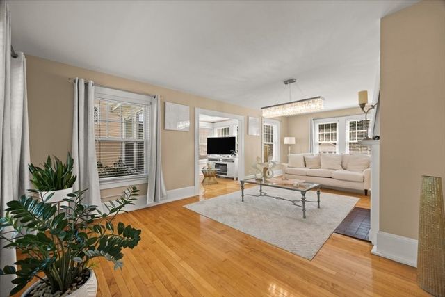 15 Belcher Ave, Brockton, MA 02301