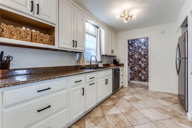 1306 Northlake Drive, Richardson, TX 75080