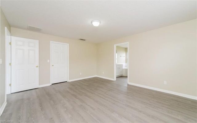 302 SE 18th TER, Cape Coral, FL 33990