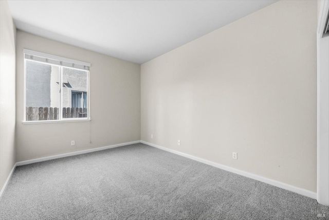 212 Laurelwood Way, Vacaville, CA 95687