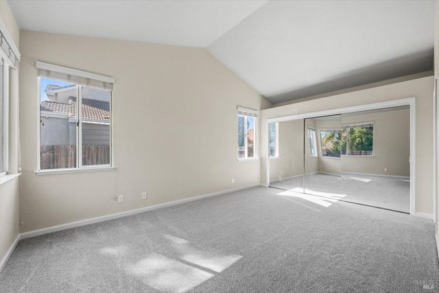 212 Laurelwood Way, Vacaville, CA 95687