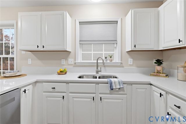 11417 Alder Glen Way, Glen Allen, VA 23059