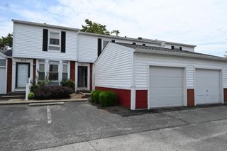 917 Annagladys Drive, Y2, Worthington, OH 43085