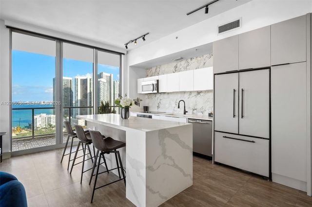 3470 E Coast Avenue H2601, Miami, FL 33137