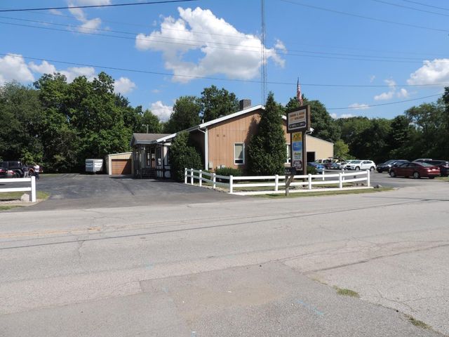 457 S Campbell Street, Valparaiso, IN 46385