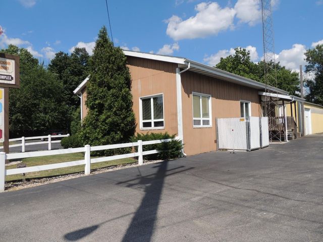 457 S Campbell Street, Valparaiso, IN 46385