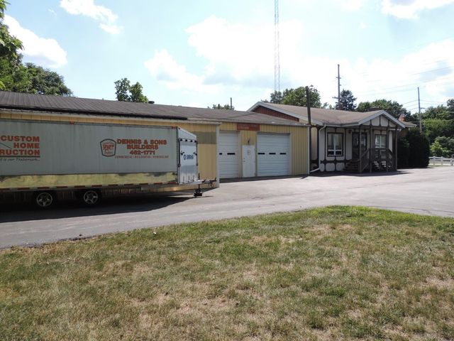 457 S Campbell Street, Valparaiso, IN 46385