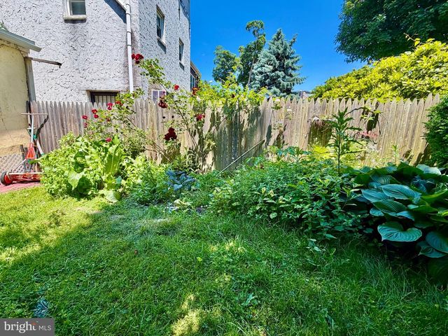 420 W WOODLAWN ST, Philadelphia, PA 19144