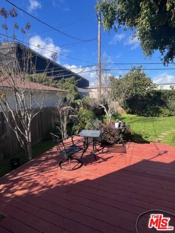 4354 Coolidge Avenue, Los Angeles, CA 90066