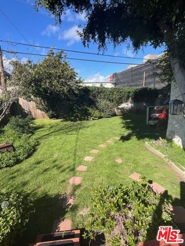 4354 Coolidge Avenue, Los Angeles, CA 90066