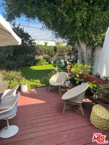 4354 Coolidge Avenue, Los Angeles, CA 90066