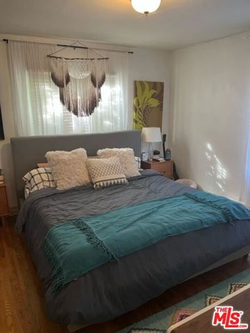 4354 Coolidge Avenue, Los Angeles, CA 90066