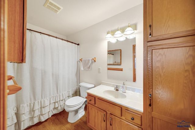 3135 WILLOWBEND RD, Rapid City, SD 57703