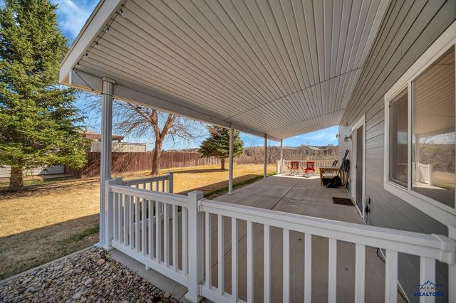 3135 WILLOWBEND RD, Rapid City, SD 57703