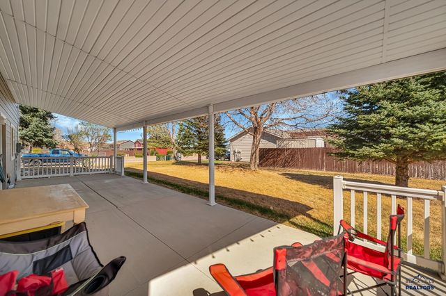 3135 WILLOWBEND RD, Rapid City, SD 57703