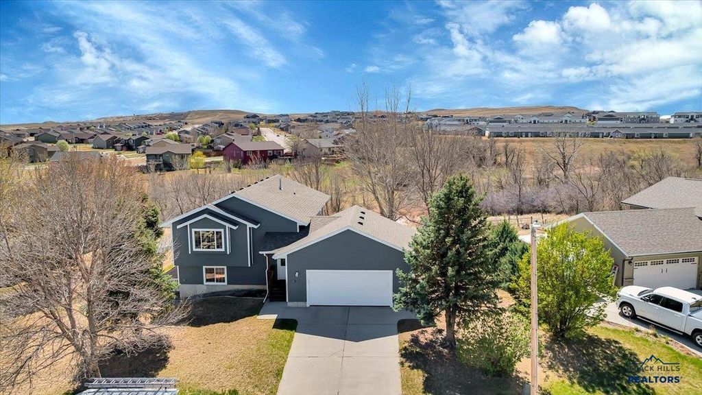 3135 WILLOWBEND RD, Rapid City, SD 57703