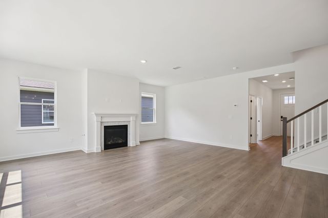 7715 Danswerk Dr, Murfreesboro, TN 37129