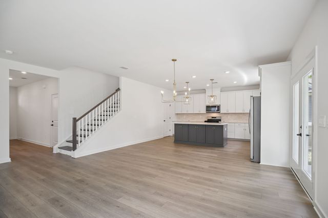 7715 Danswerk Dr, Murfreesboro, TN 37129