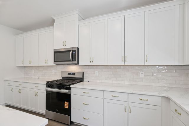 7715 Danswerk Dr, Murfreesboro, TN 37129