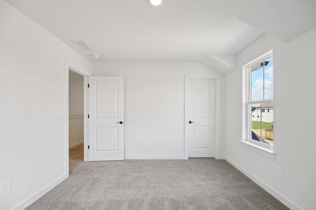 7715 Danswerk Dr, Murfreesboro, TN 37129