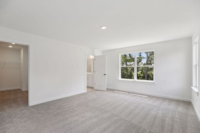 7715 Danswerk Dr, Murfreesboro, TN 37129